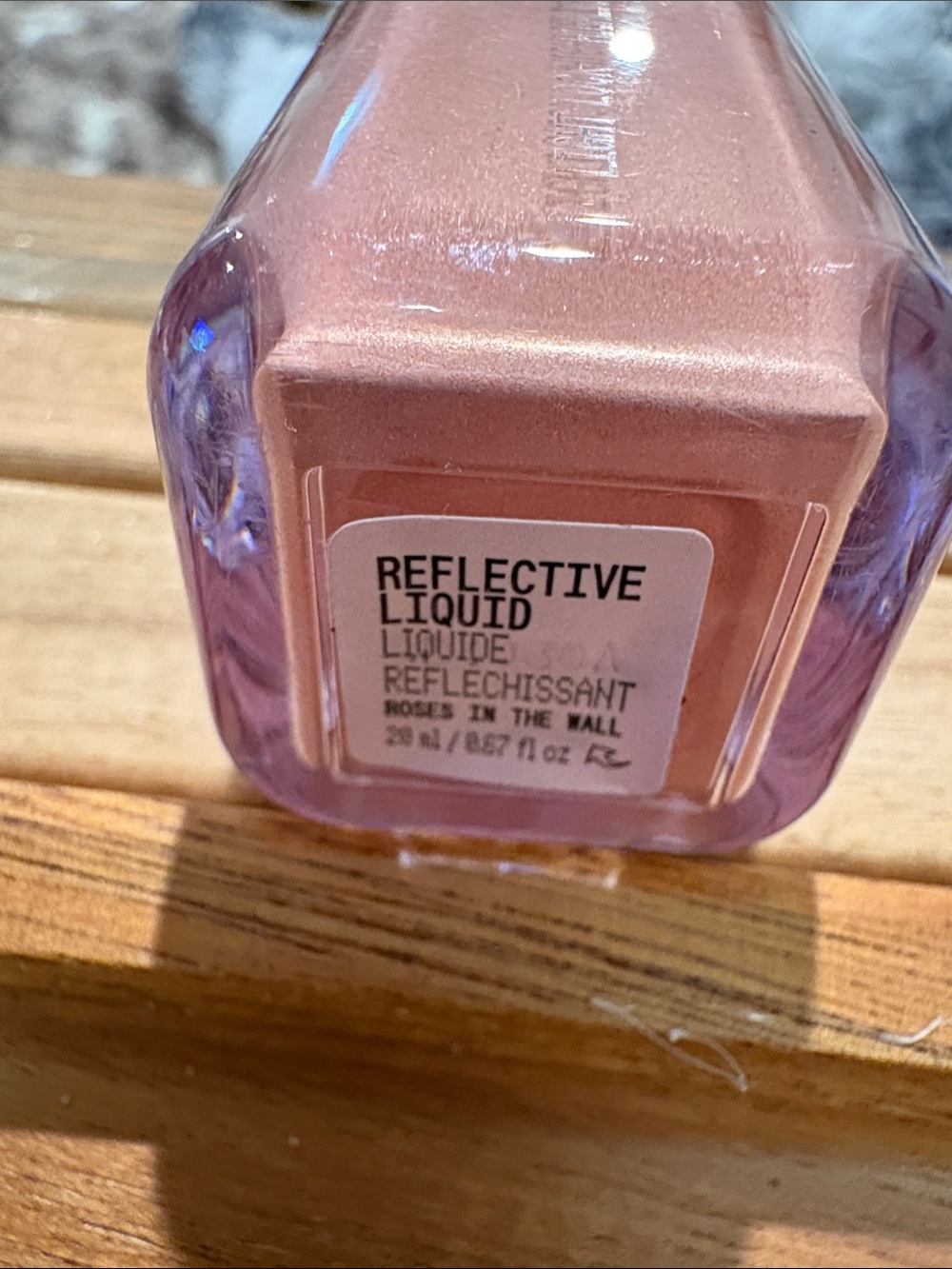 Reflective Liquid Shimmery Pink Accent - 'Roses in the Wall'
